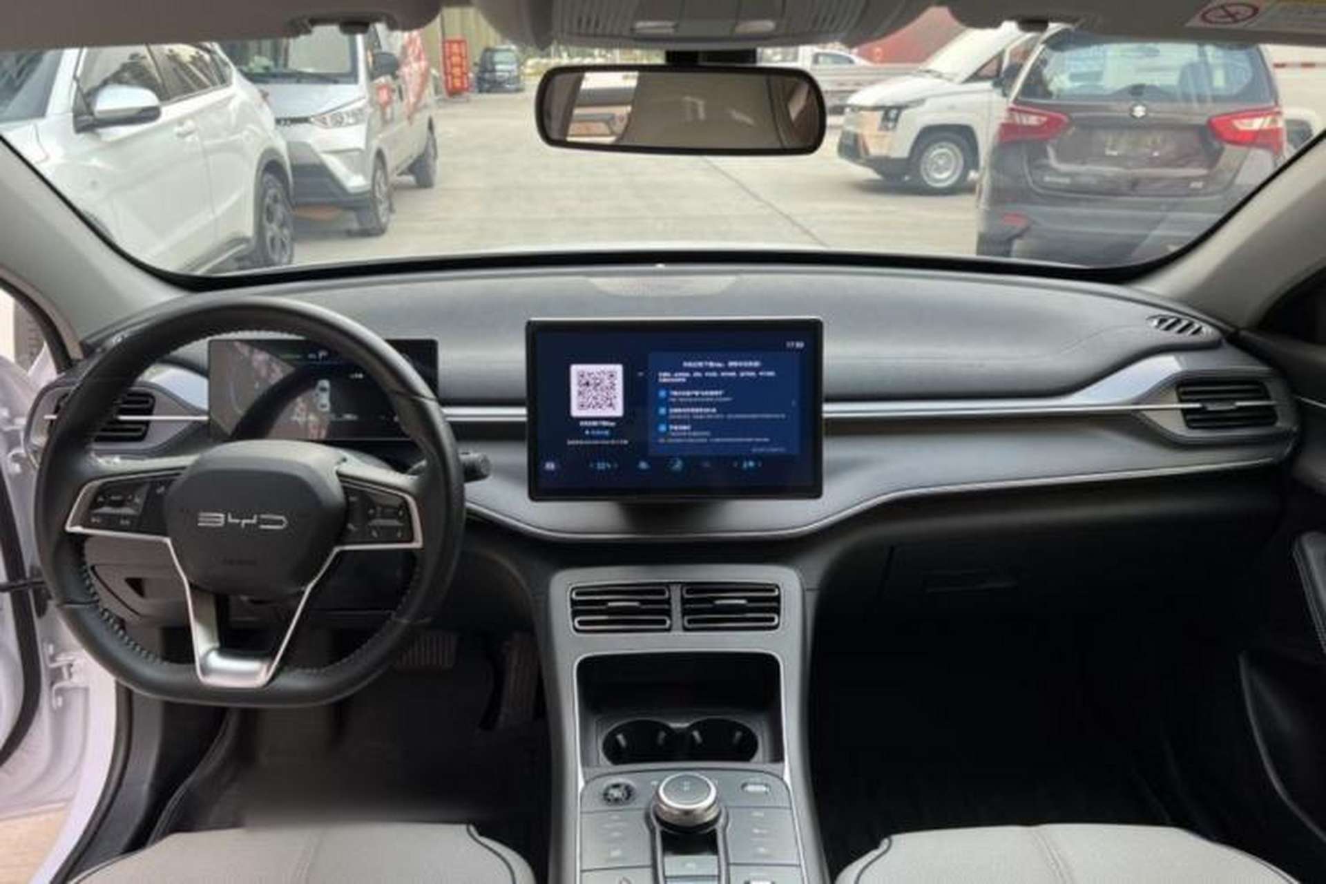 Used BYD Destroyer 05 2024 HONOR Edition DM-i 55KM Luxury Model Interior 1