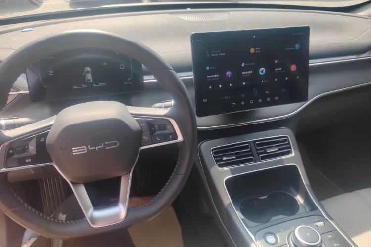 Used BYD Destroyer 05 2024 HONOR Edition DM-i 55KM Luxury Model Interior 1