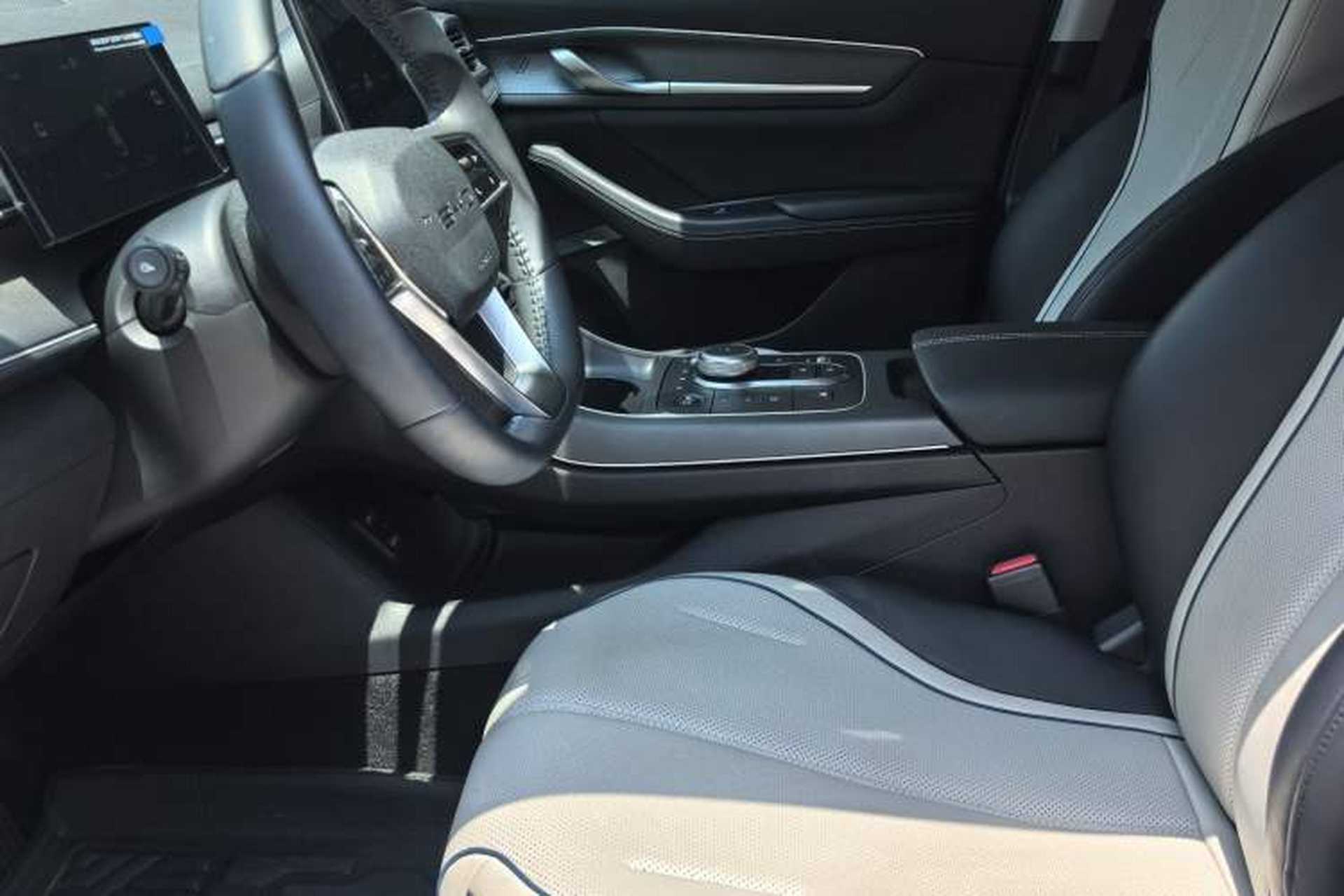 Used BYD Destroyer 05 2024 HONOR Edition DM-i 55KM Luxury Model Interior 2