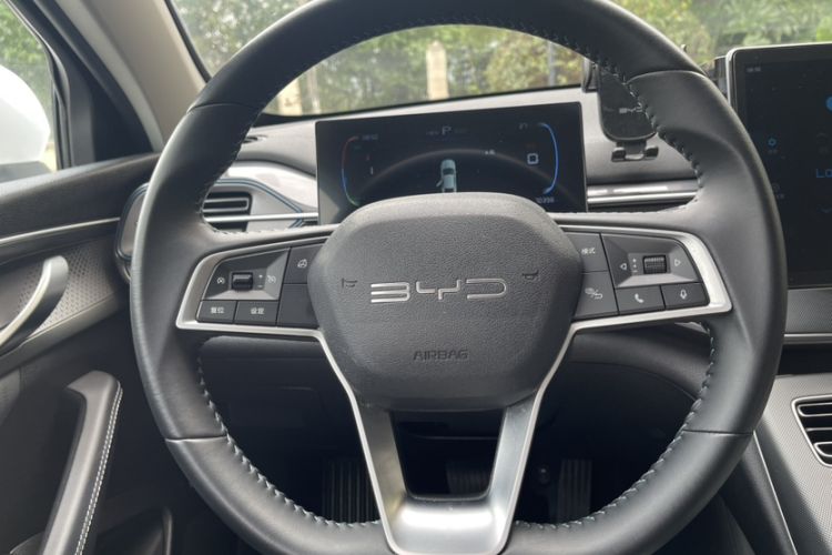 Used BYD Destroyer 05 2024 HONOR Edition DM-i 55KM Luxury Model Interior 2