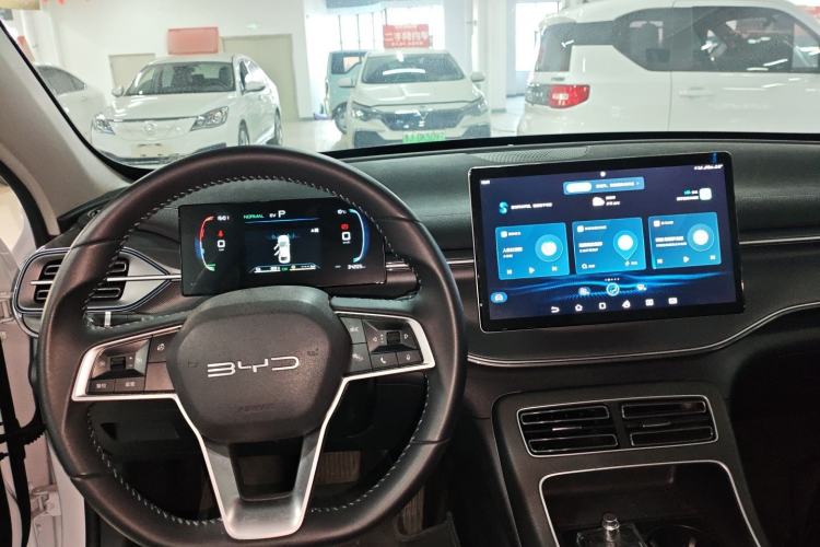 Used BYD Destroyer 05 2024 Honor Edition DM-i 120KM Luxury Model Interior 2
