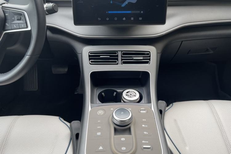 Used BYD Destroyer 05 2024 HONOR Edition DM-i 55KM Luxury Model Interior 3