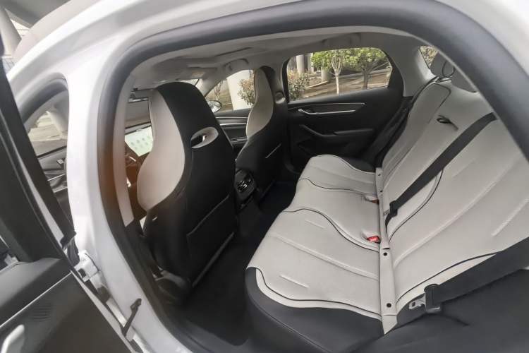 Used BYD Destroyer 05 2024 HONOR Edition DM-i 120KM Prestige Model Interior 3