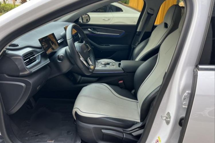 Used BYD Destroyer 05 2024 HONOR Edition DM-i 55KM Luxury Model Interior 4