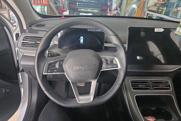 Used BYD Destroyer 05 2024 HONOR Edition DM-i 55KM Luxury Model Interior 4