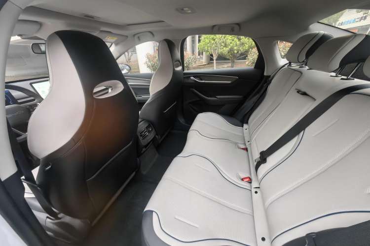 Used BYD Destroyer 05 2024 HONOR Edition DM-i 120KM Prestige Model Interior 4