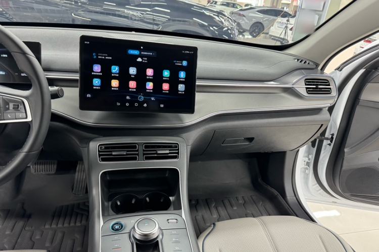 Used BYD Destroyer 05 2024 HONOR Edition DM-i 55KM Luxury Model Interior 6