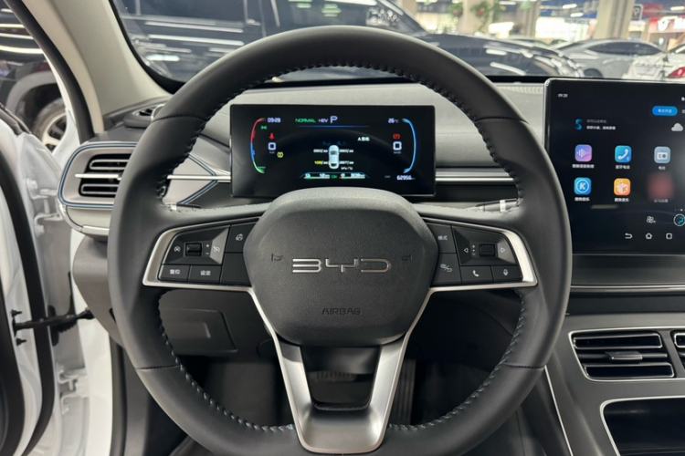 Used BYD Destroyer 05 2024 HONOR Edition DM-i 55KM Luxury Model Interior 8