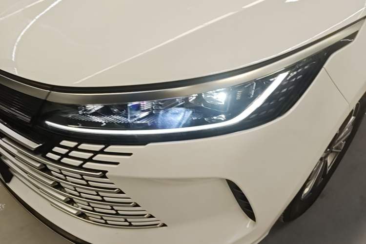 Used BYD Destroyer 05 2024 HONOR Edition DM-i 55KM Luxury Model Left Front Headlight