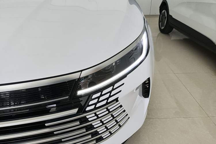 Used BYD Destroyer 05 2024 HONOR Edition DM-i 55KM Luxury Model Left Front Headlight