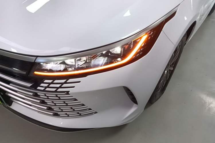 Used BYD Destroyer 05 2024 HONOR Edition DM-i 55KM Luxury Model Left Front Headlight