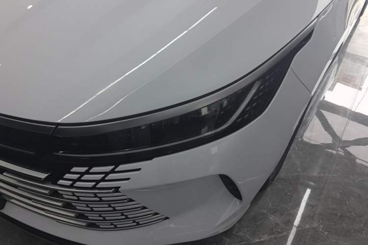 Used BYD Destroyer 05 2024 HONOR Edition DM-i 55KM Luxury Model Left Front Headlight