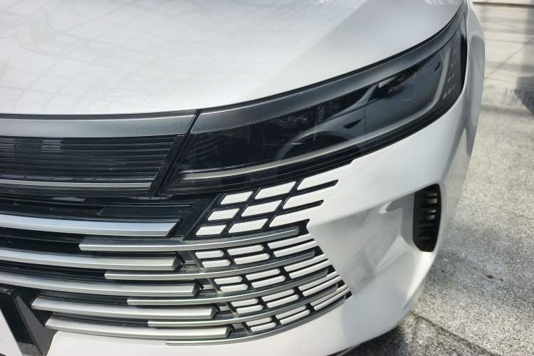 Used BYD Destroyer 05 2024 HONOR Edition DM-i 55KM Luxury Model Left Front Headlight