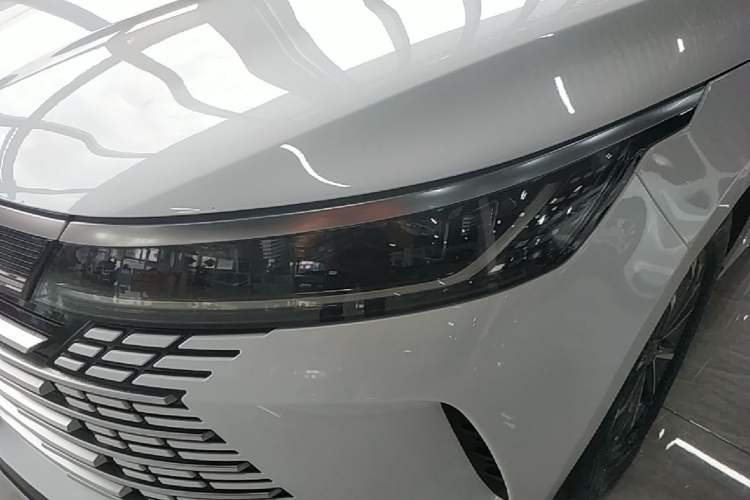 Used BYD Destroyer 05 2024 HONOR Edition DM-i 55KM Luxury Model Left Front Headlight