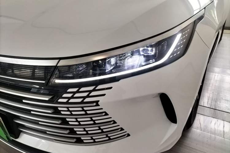 Used BYD Destroyer 05 2024 HONOR Edition DM-i 55KM Luxury Model Left Front Headlight