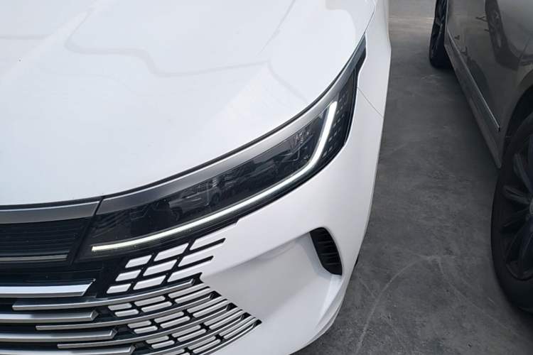 Used BYD Destroyer 05 2024 HONOR Edition DM-i 55KM Luxury Model Left Front Headlight