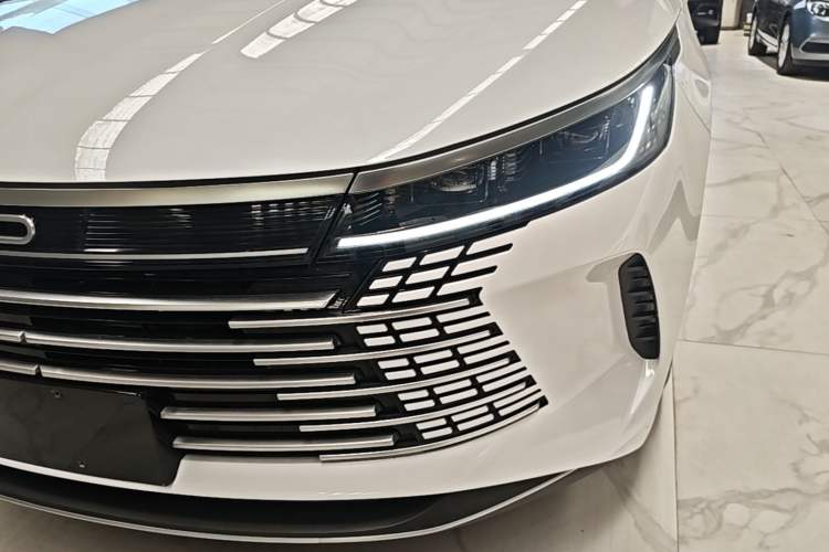 Used BYD Destroyer 05 2024 HONOR Edition DM-i 55KM Luxury Model Left Front Headlight