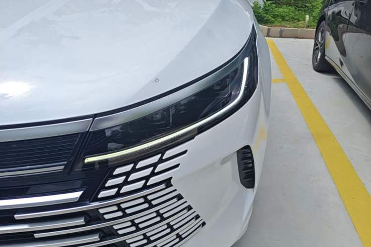 Used BYD Destroyer 05 2024 HONOR Edition DM-i 55KM Luxury Model Left Front Headlight