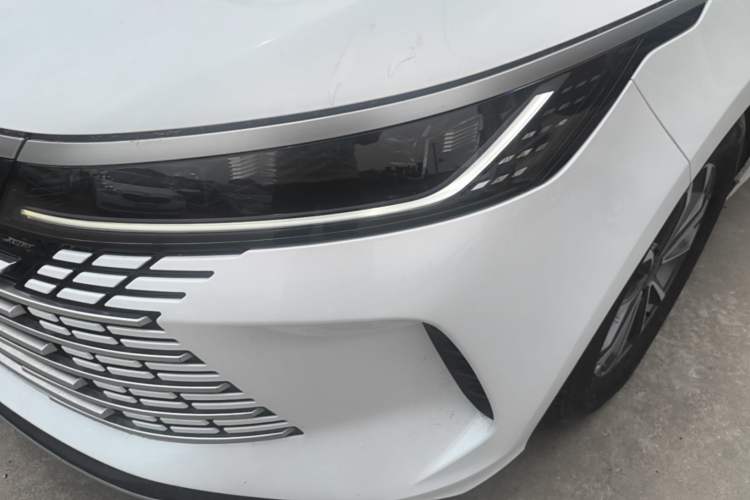Used BYD Destroyer 05 2024 HONOR Edition DM-i 55KM Luxury Model Left Front Headlight