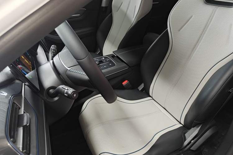 Used BYD Destroyer 05 2024 HONOR Edition DM-i 55KM Luxury Model Left Front Seat