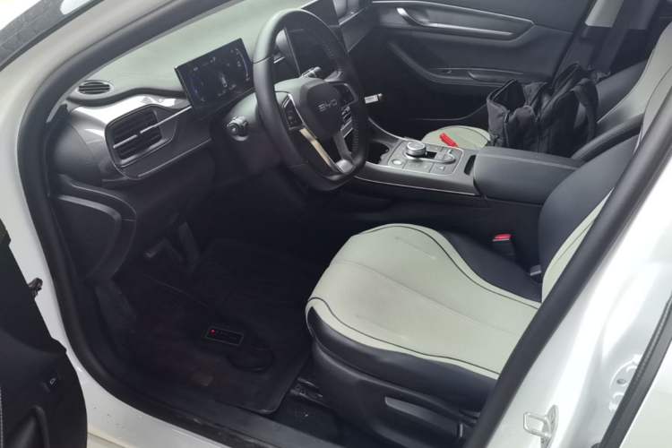 Used BYD Destroyer 05 2024 Honor Edition DM-i 120KM Luxury Model Left Front Seat