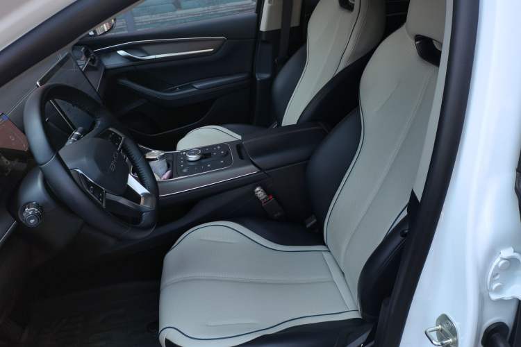 Used BYD Destroyer 05 2024 HONOR Edition DM-i 55KM Luxury Model Left Front Seat