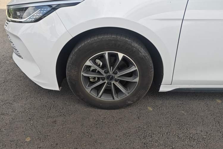Used BYD Destroyer 05 2024 DM-i 55KM Flagship Glory Edition Left Front Wheel Hub