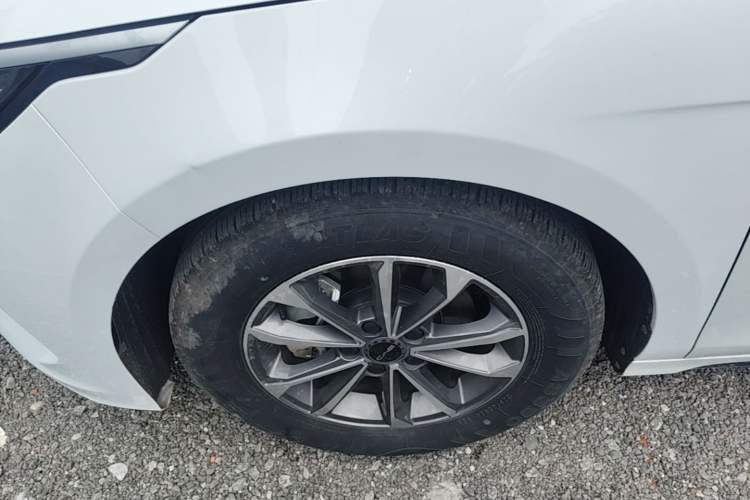 Used BYD Destroyer 05 2024 HONOR Edition DM-i 55KM Luxury Model Left Front Wheel Hub