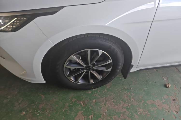 Used BYD Destroyer 05 2024 HONOR Edition DM-i 55KM Luxury Model Left Front Wheel Hub