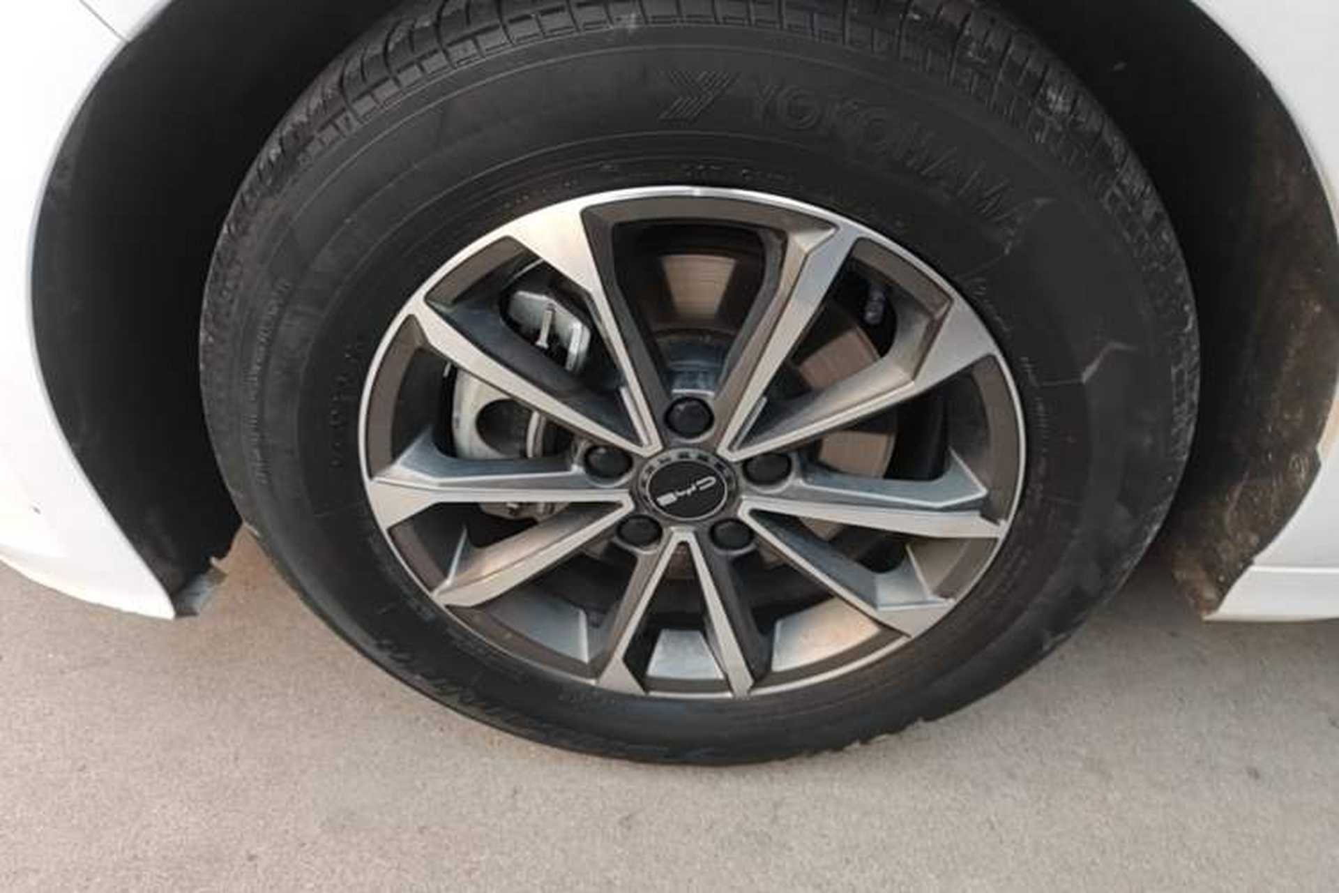 Used BYD Destroyer 05 2024 HONOR Edition DM-i 55KM Luxury Model Left Front Wheel Hub