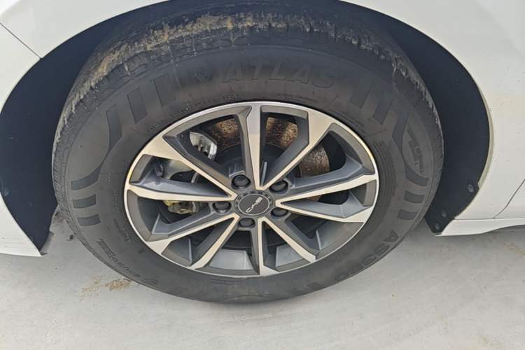 Used BYD Destroyer 05 2024 HONOR Edition DM-i 55KM Luxury Model Left Front Wheel Hub