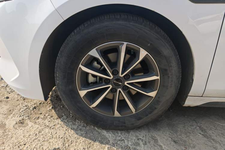 Used BYD Destroyer 05 2024 HONOR Edition DM-i 55KM Luxury Model Left Front Wheel Hub