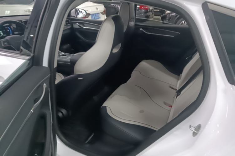 Used BYD Destroyer 05 2024 HONOR Edition DM-i 55KM Luxury Model Left Rear Seat