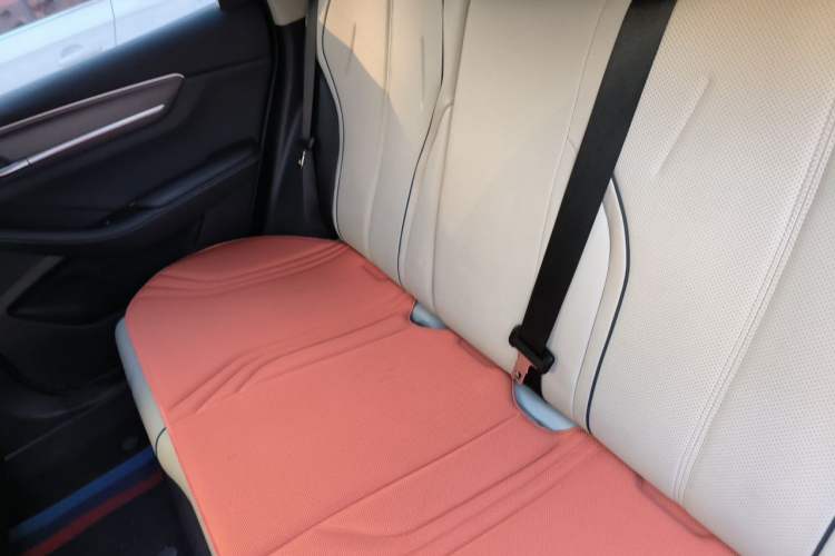 Used BYD Destroyer 05 2024 HONOR Edition DM-i 55KM Luxury Model Left Rear Seat