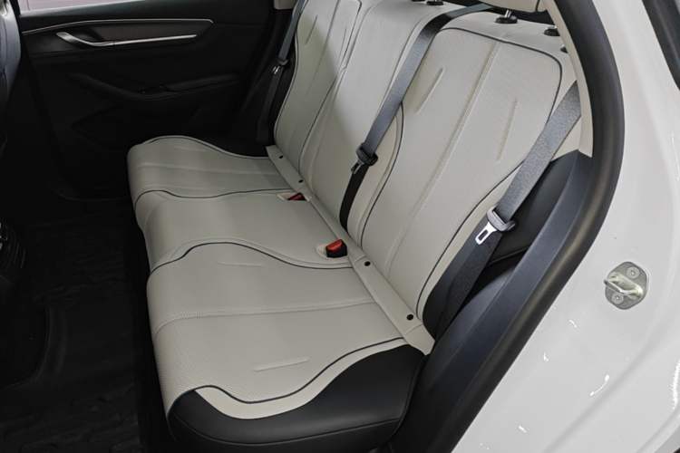Used BYD Destroyer 05 2024 HONOR Edition DM-i 55KM Luxury Model Left Rear Seat