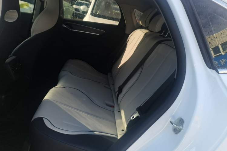 Used BYD Destroyer 05 2024 HONOR Edition DM-i 55KM Luxury Model Left Rear Seat