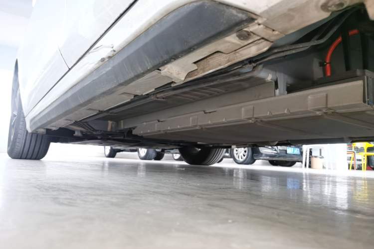 Used BYD Destroyer 05 2024 HONOR Edition DM-i 55KM Luxury Model Left Side Sill