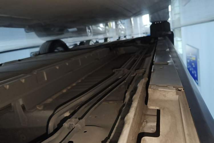 Used BYD Destroyer 05 2024 HONOR Edition DM-i 55KM Luxury Model Left Side Sill