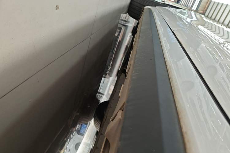 Used BYD Destroyer 05 2024 HONOR Edition DM-i 55KM Luxury Model Left Side Sill