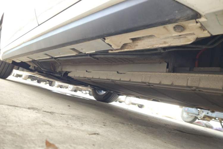 Used BYD Destroyer 05 2024 HONOR Edition DM-i 55KM Luxury Model Left Side Sill