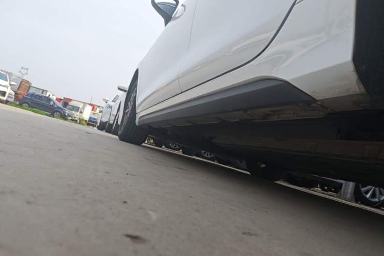 Used BYD Destroyer 05 2024 HONOR Edition DM-i 55KM Luxury Model Left Side Sill