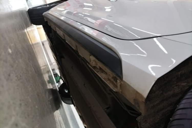 Used BYD Destroyer 05 2024 HONOR Edition DM-i 55KM Luxury Model Left Side Sill