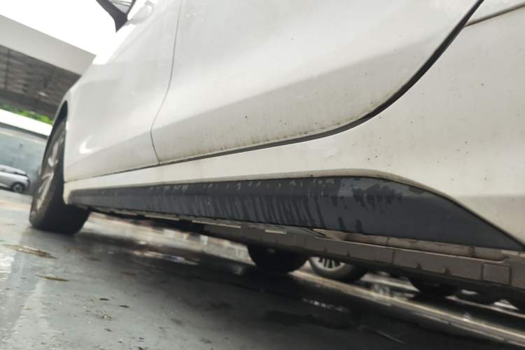 Used BYD Destroyer 05 2024 HONOR Edition DM-i 55KM Luxury Model Left Side Sill