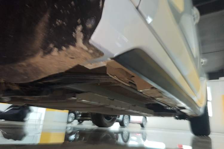 Used BYD Destroyer 05 2024 HONOR Edition DM-i 55KM Luxury Model Left Side Sill