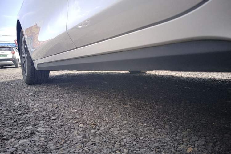 Used BYD Destroyer 05 2024 HONOR Edition DM-i 55KM Luxury Model Left Side Sill