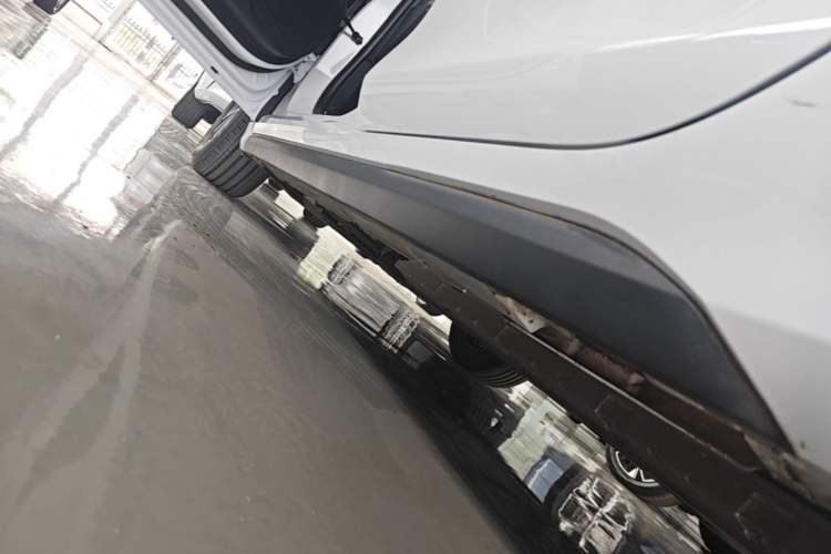 Used BYD Destroyer 05 2024 HONOR Edition DM-i 55KM Luxury Model Left Side Sill