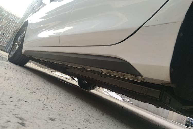 Used BYD Destroyer 05 2024 HONOR Edition DM-i 55KM Luxury Model Left Side Sill