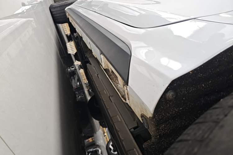 Used BYD Destroyer 05 2024 HONOR Edition DM-i 55KM Luxury Model Left Side Sill