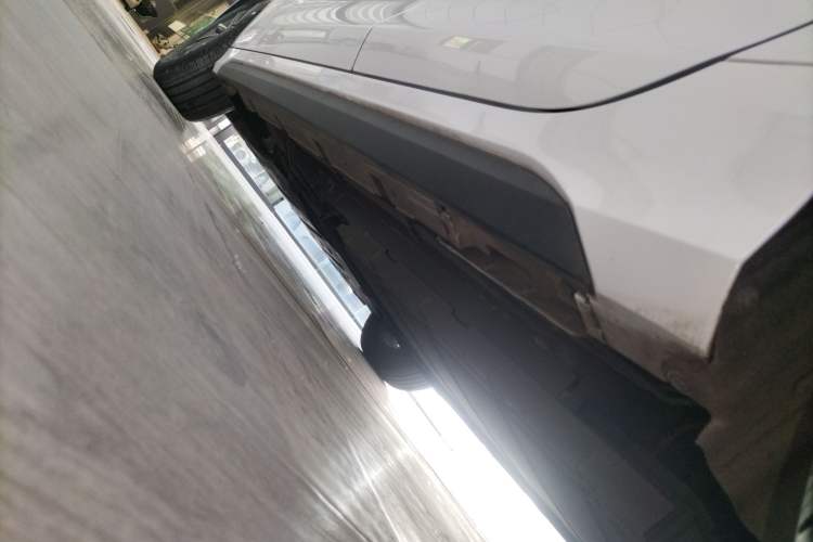 Used BYD Destroyer 05 2024 HONOR Edition DM-i 55KM Luxury Model Left Side Sill