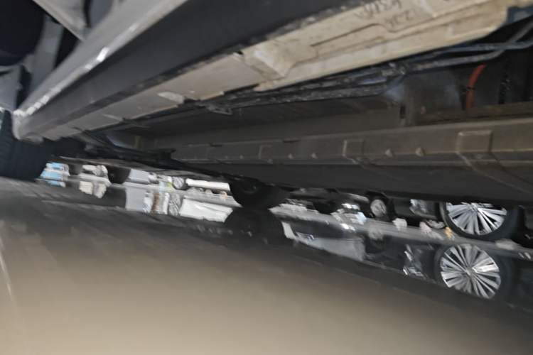 Used BYD Destroyer 05 2024 HONOR Edition DM-i 55KM Luxury Model Left Side Sill